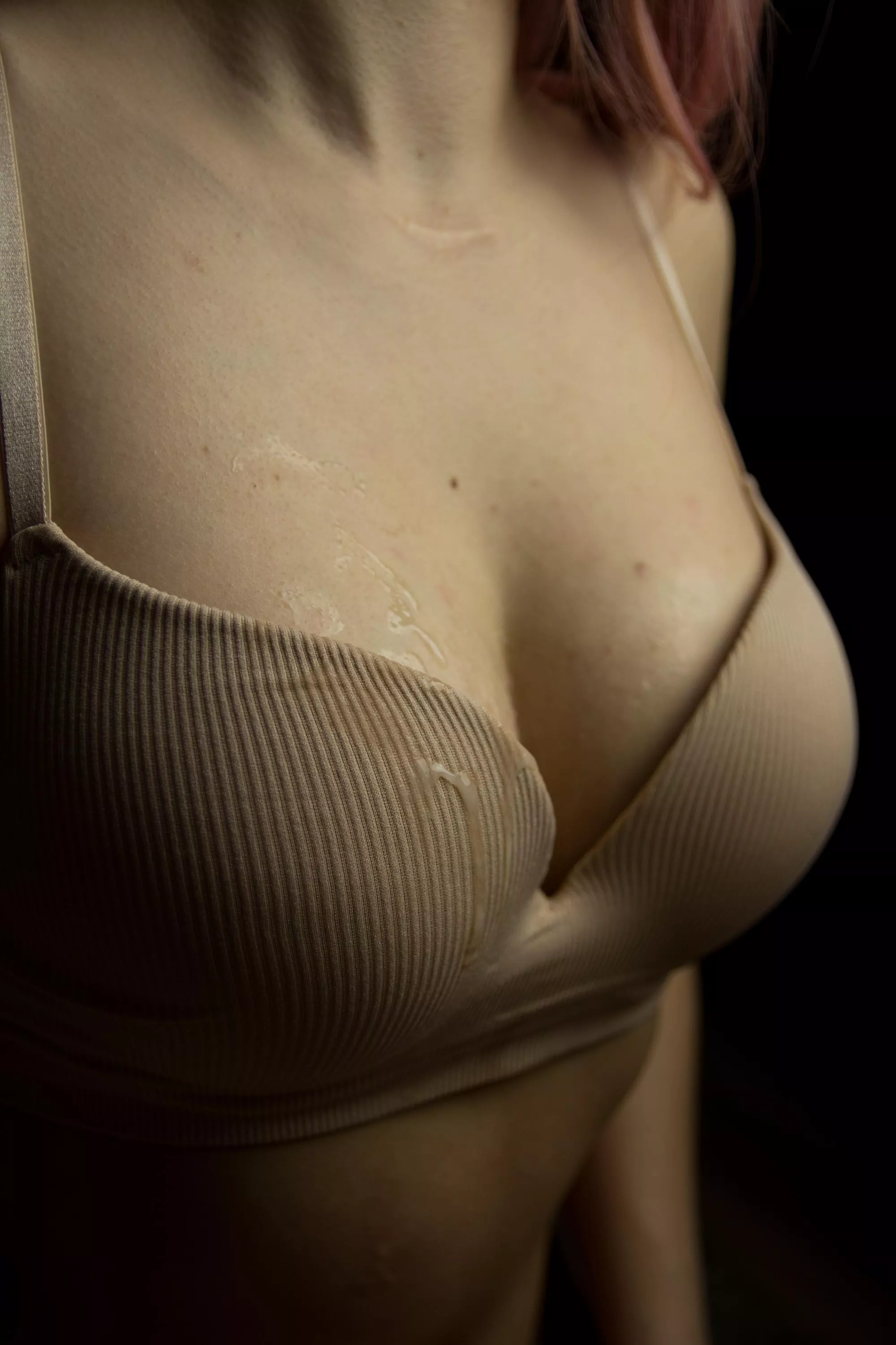 Natural titties in natural color bra (OC)