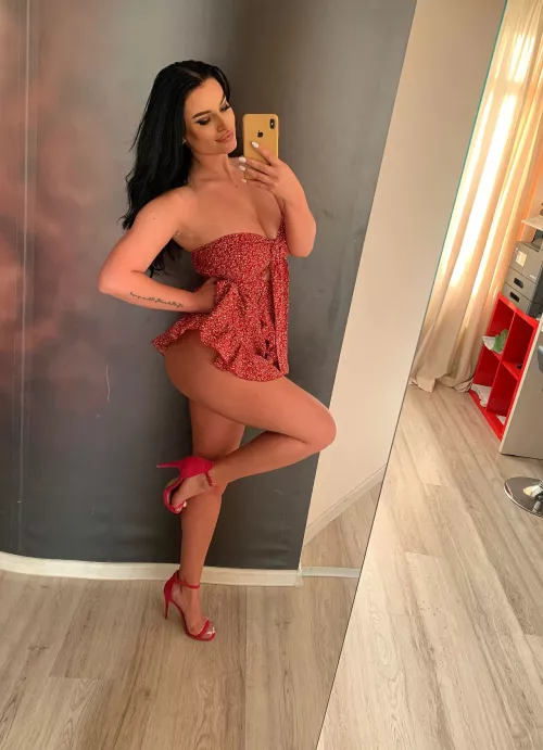 Online NOW, let's have fun 🔝 🔥 [ https://chaturbate.com/alliana_joy/ ]