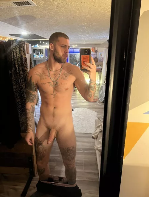 Sweaty and tired after the gym 😪