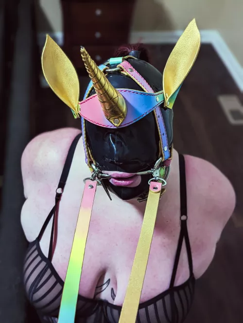 Taming a unicorn can be quite the [f]eat