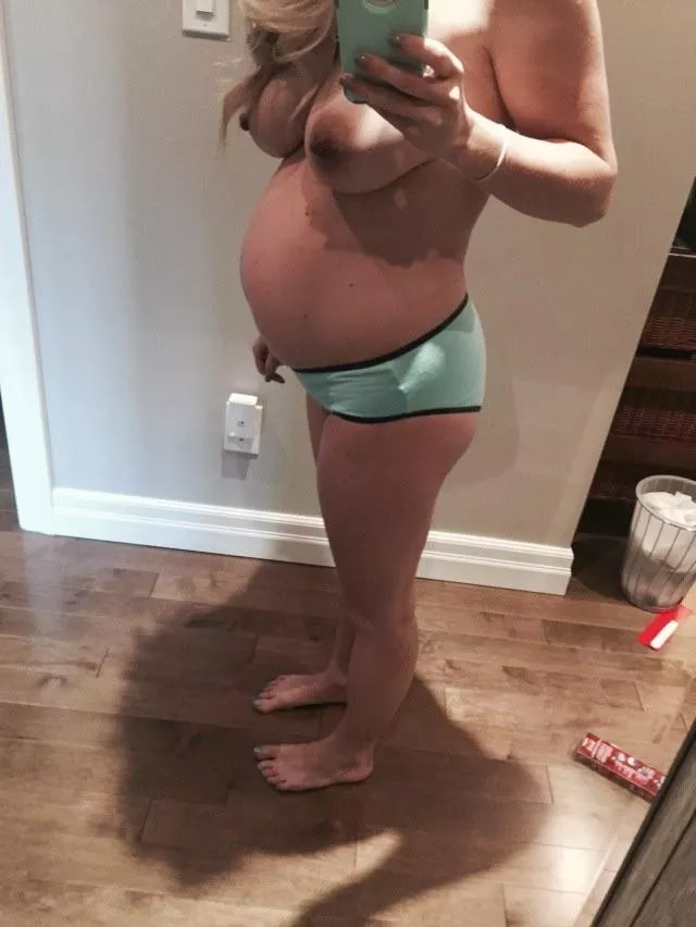 Throwback to being preggo and horny all the time!