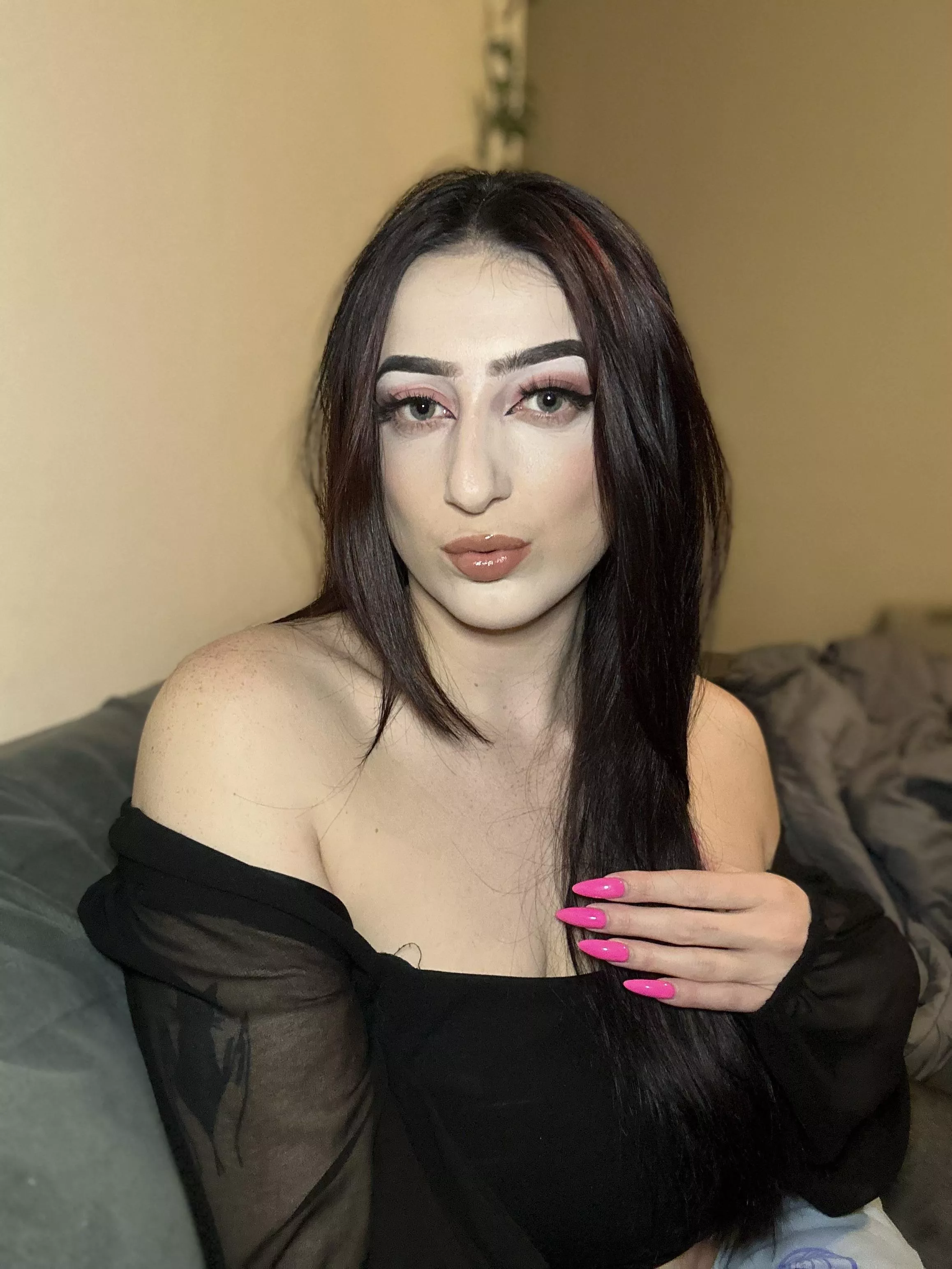 What do you think of the nails?