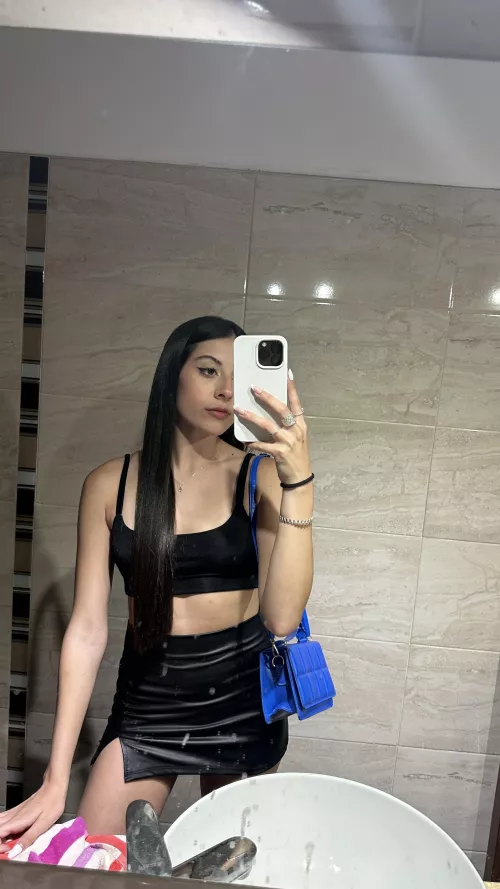 What is your age if you like tight skirts like mine?