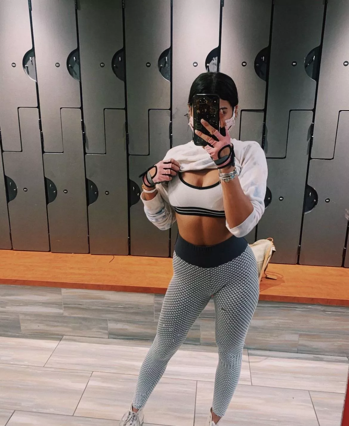 Would you rip these off me i(f) you saw me in the gym?😈