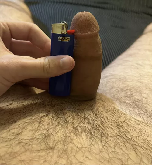 19 drunk fit straight guy here small but wanna compare I’m pretty sure I’m small but I was hoping someone could help me compare and tell me what they think If you like being bigger than other guys and wanna compare pm me 21+ and I’d prefer more mas