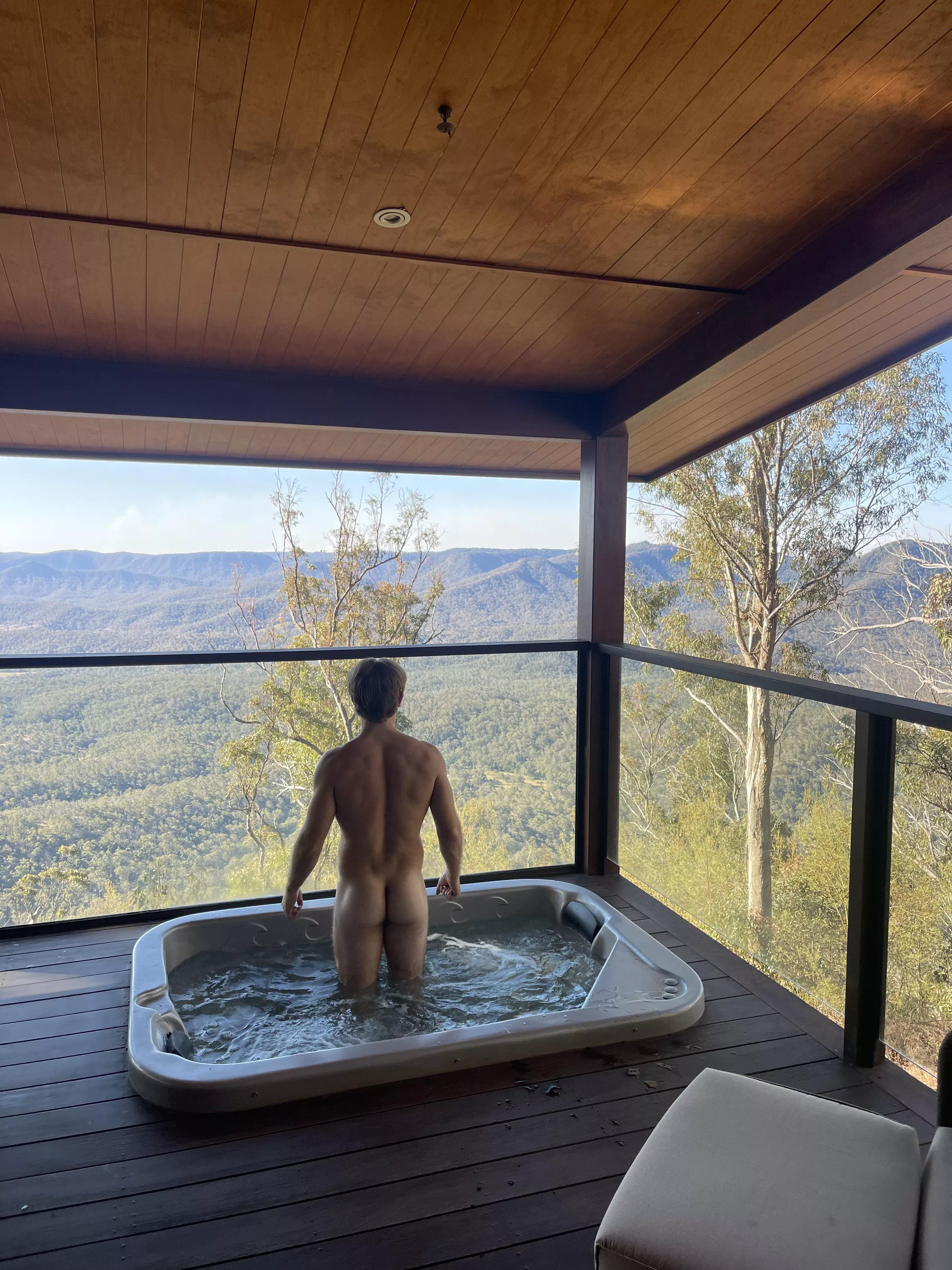 25M need some company in this spa M or F or cpls msg me