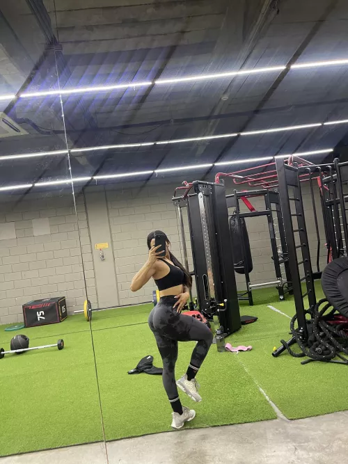 Am i sexy enough to breed? wife material