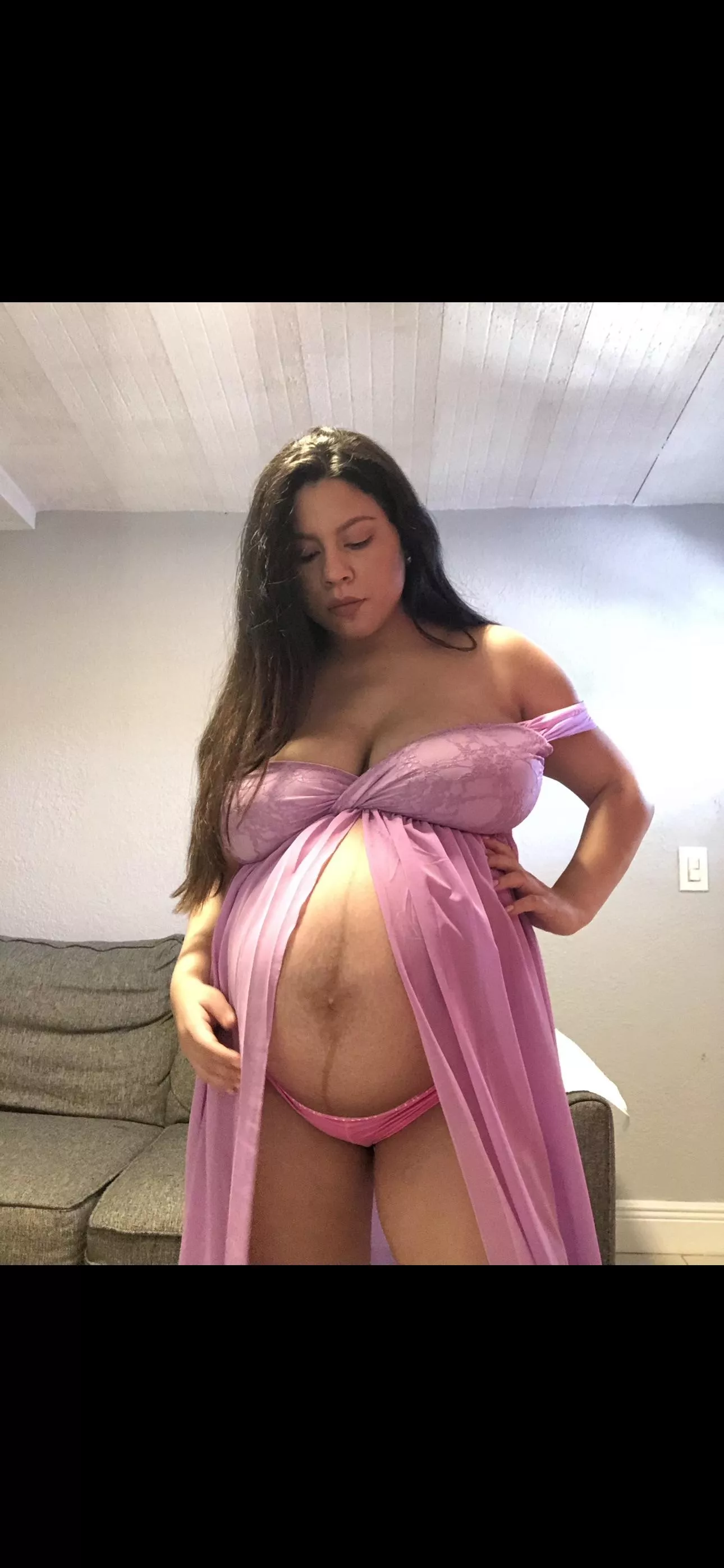 Baby let me ride your dick I'm so hornyyy