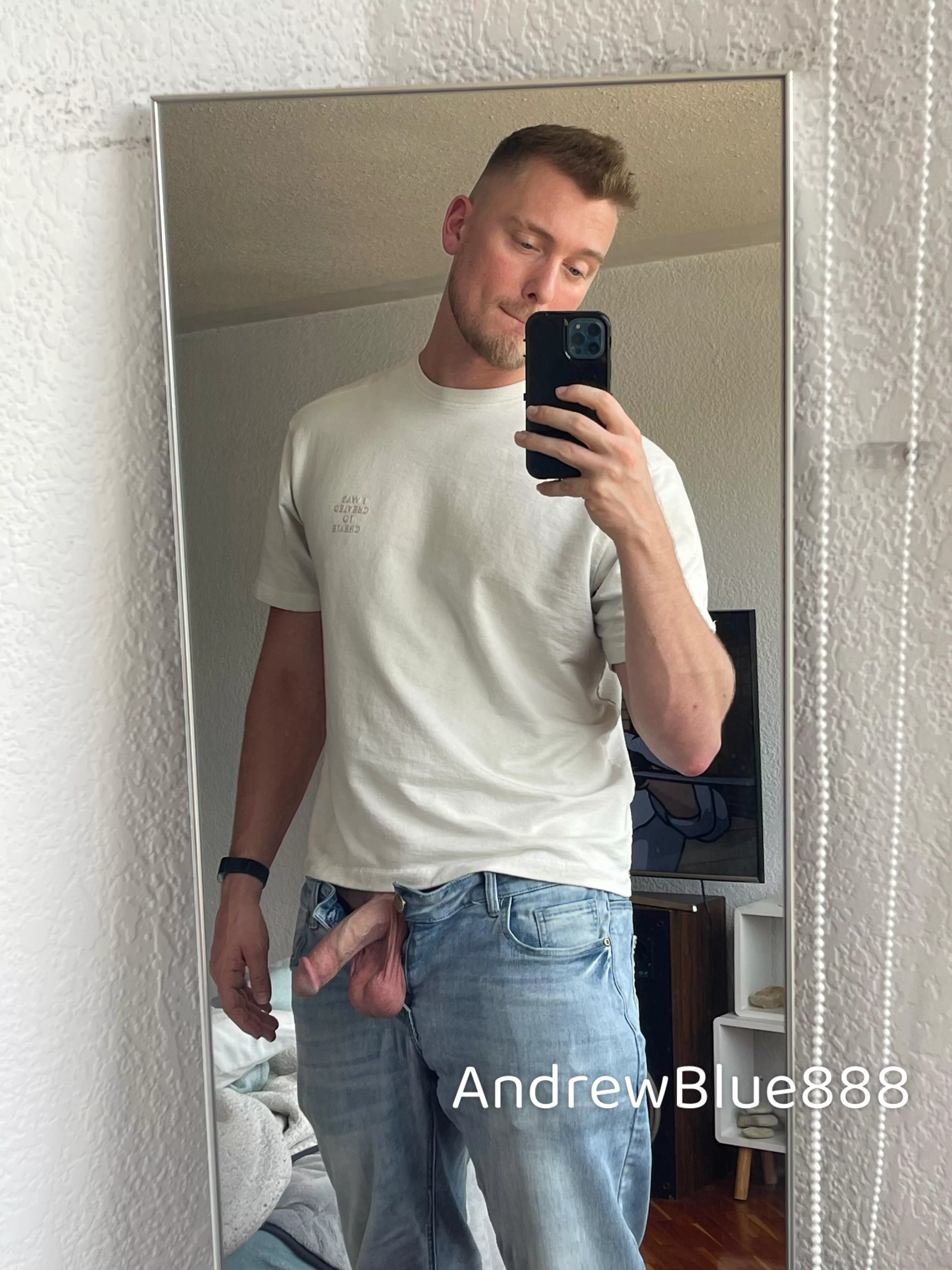 Could you help me unzip this? 😏