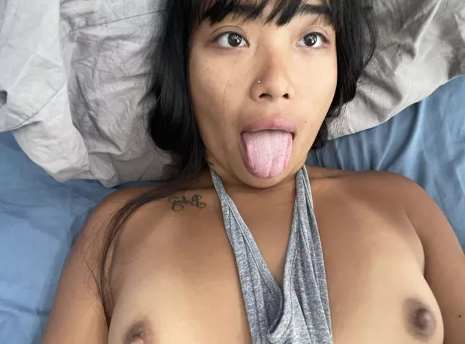 do i look more wifey or fucktoy to u ?