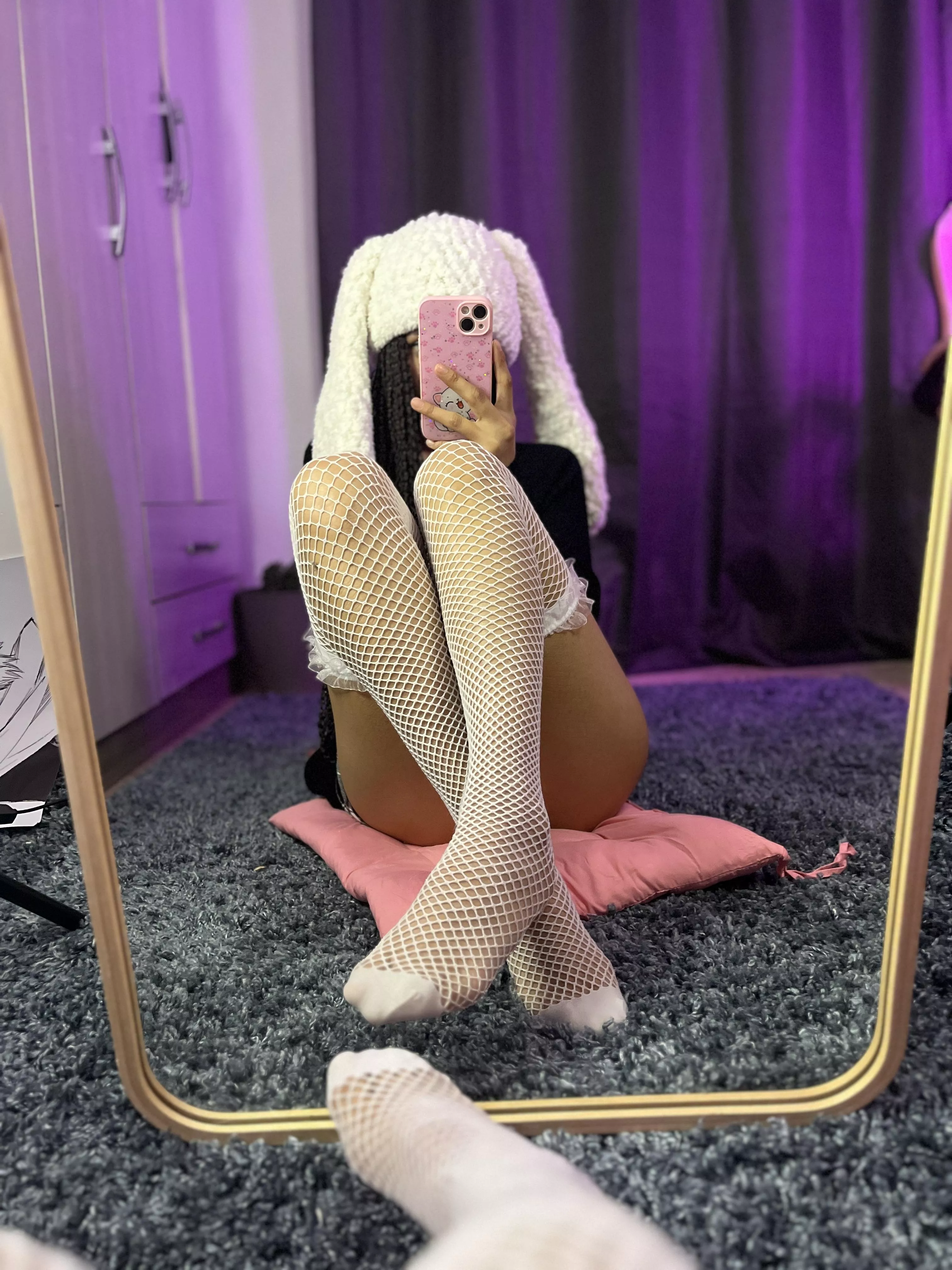 Do you like my cute fishnets