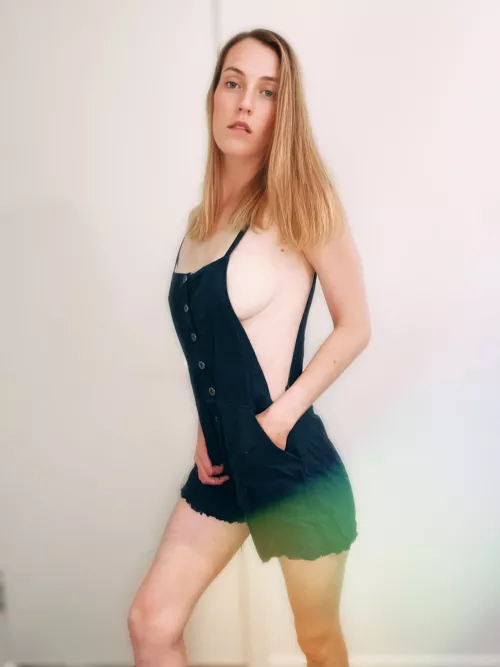 Feeling pale but stick rocking big side boob