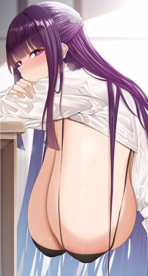 Fern's heavy hanging oppai