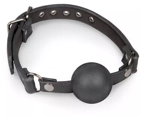 For every upvote in the next hour I’ll keep my ball gag on for 5 minutes and for every comment I’ll keep it on for 10 minutes!!