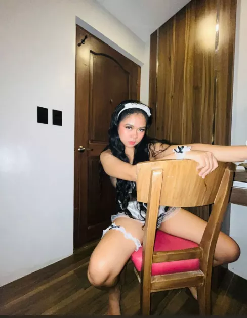 Hope this is mild enough to get your attention 😈