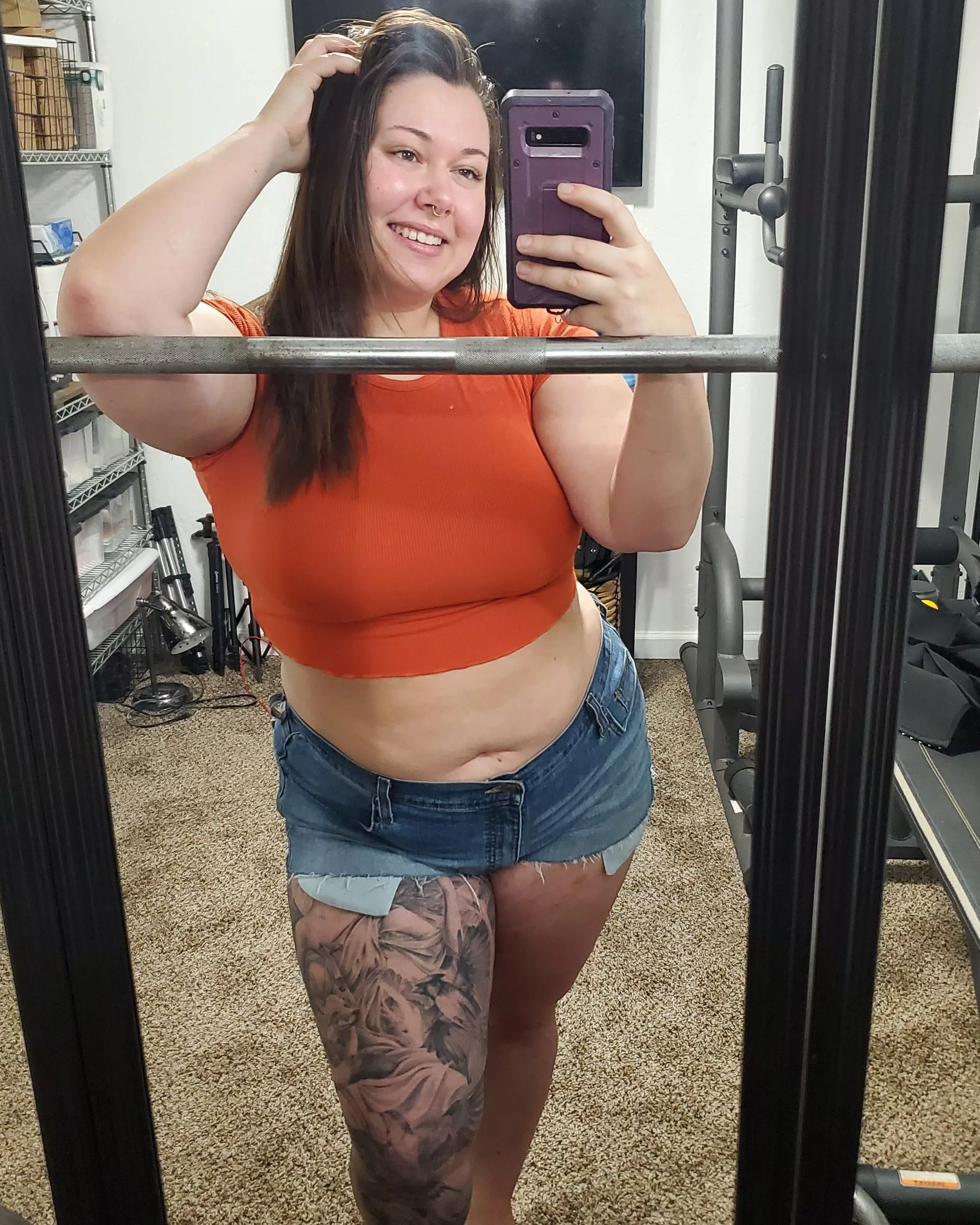 I don't care, wearing a crop top makes me feel confident ☺️