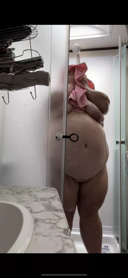 It’s going to be a tight squeeze in this little shower soon … 🫣