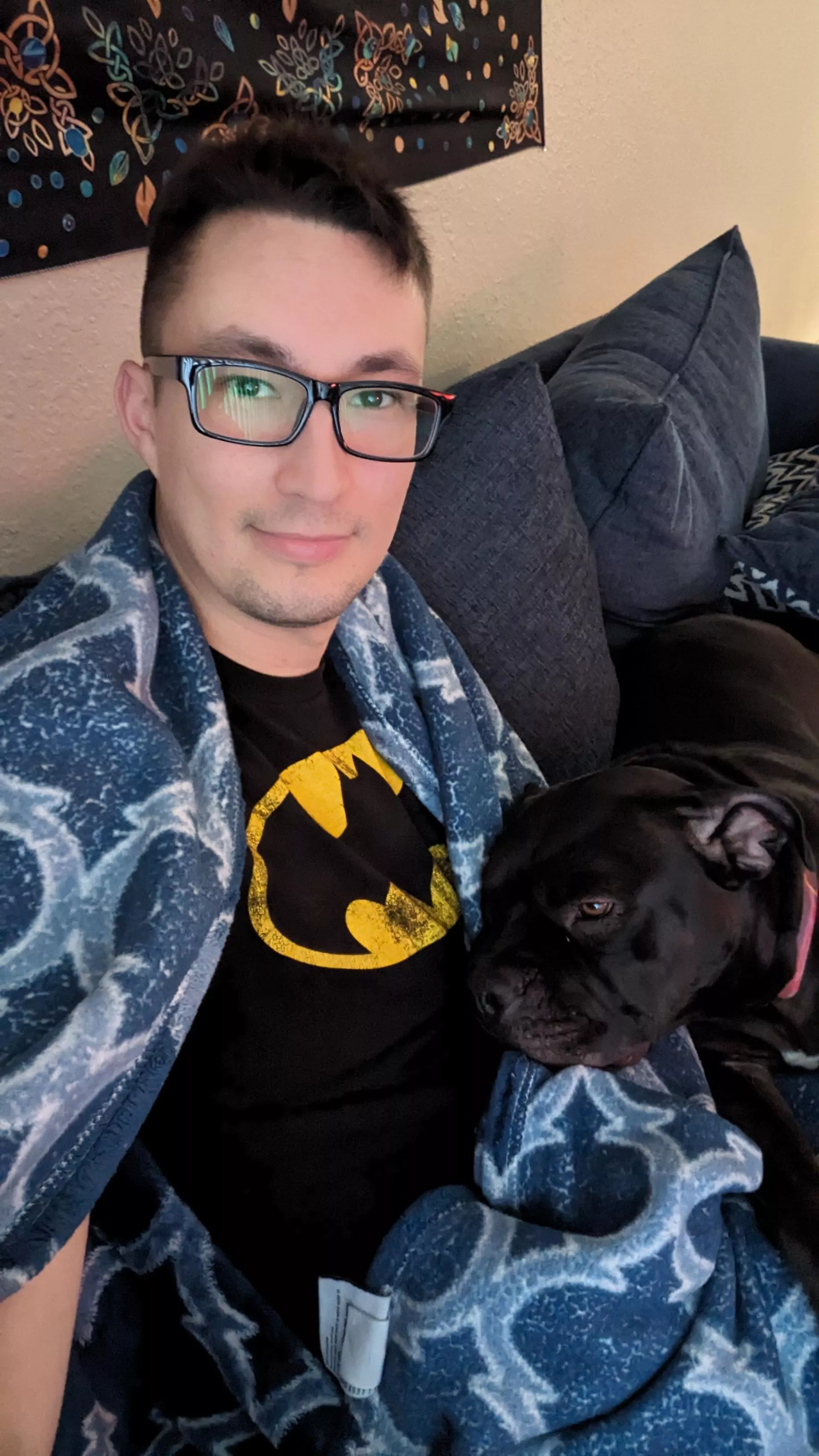 Lazy day with the roommate's dog 😌