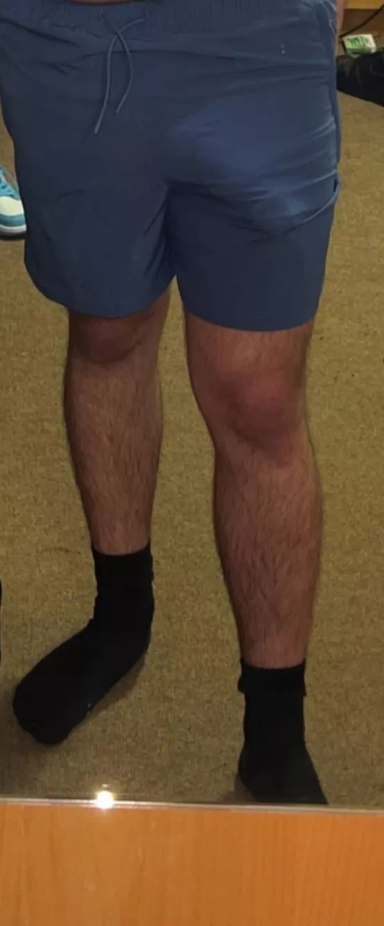 Love seeing my bulge in tight shorts