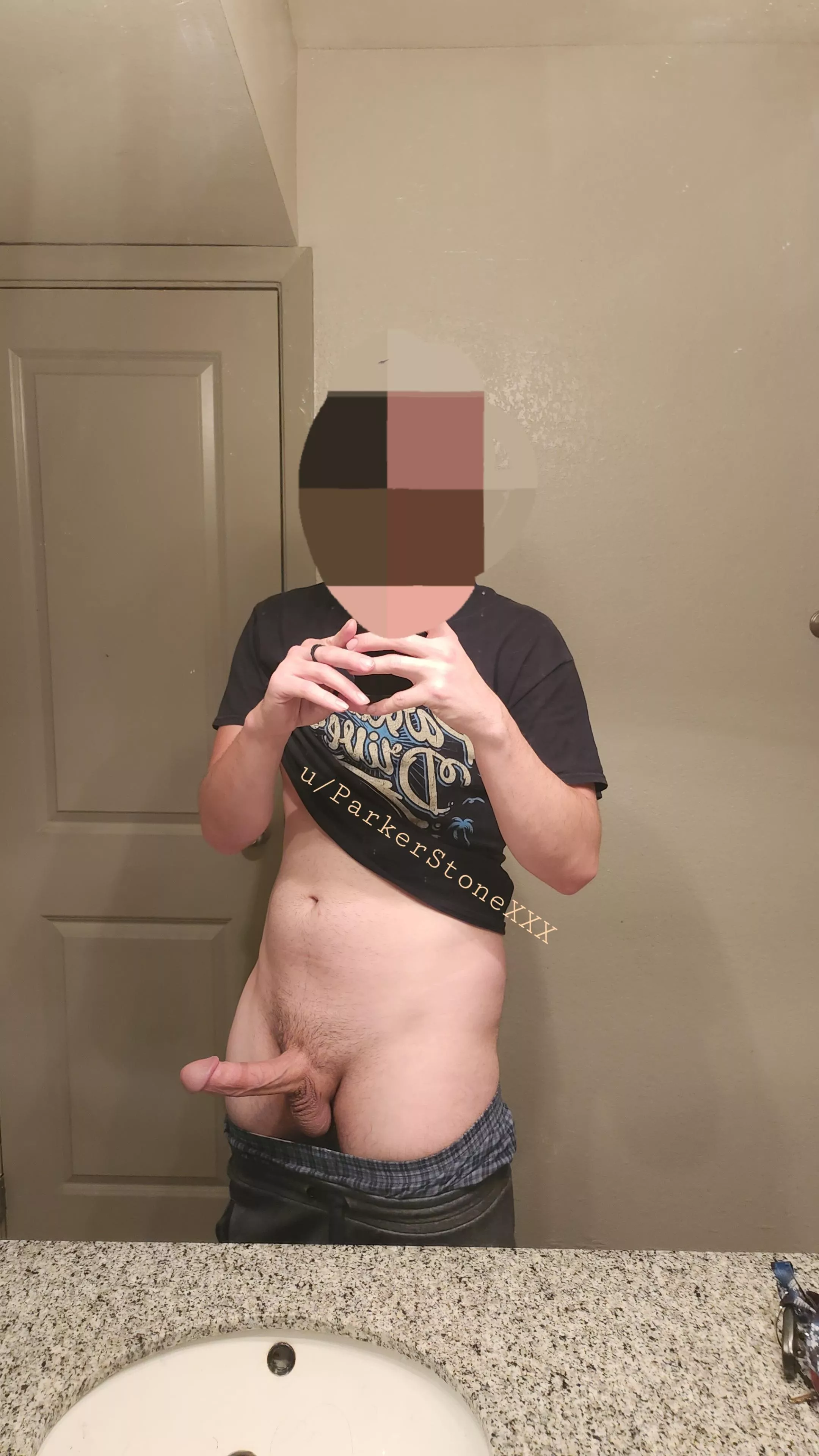 Moving. One last apartment mirror selfie for you