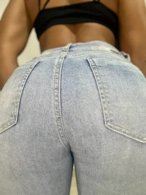 My jeans are about to explode