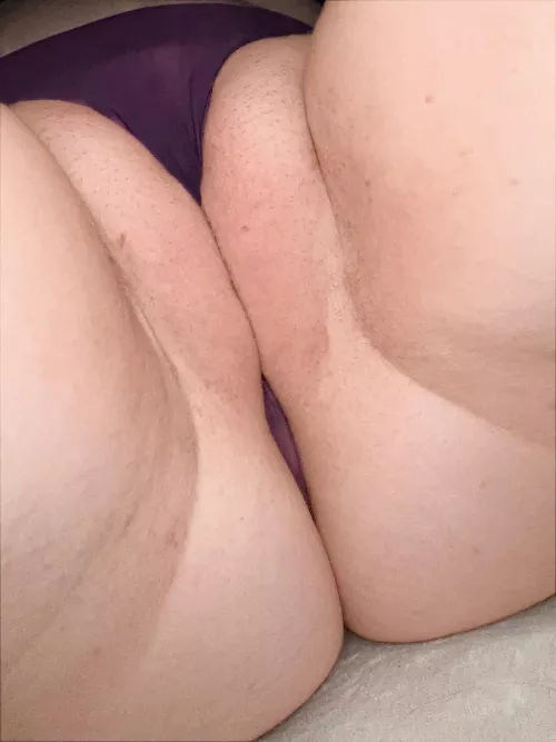 My simp won’t stop eating my panties! 😣🍑