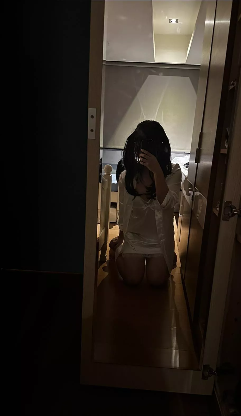 sleeping with a plug in my butt because good girls stay ready 24/7 🤍