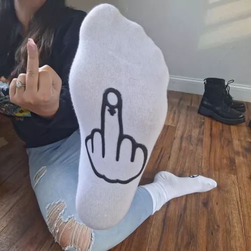 Sweaty and fiesty like me 💋 [selling, US]