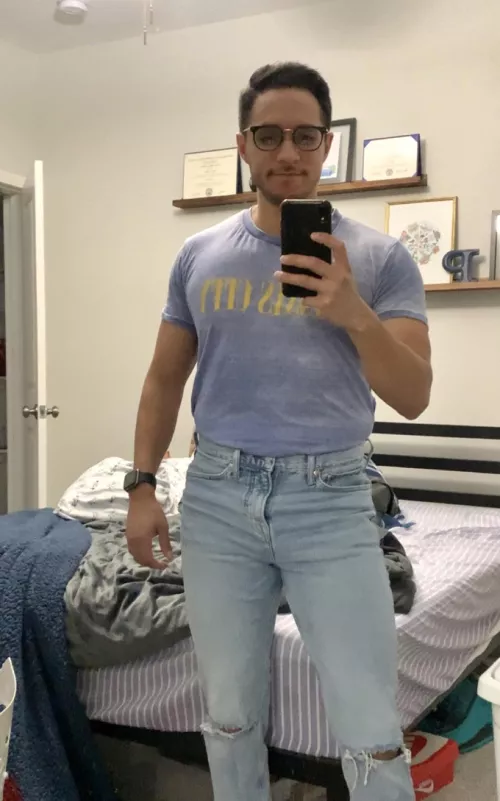 These jeans make me happy 👖