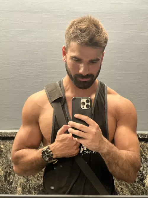 Today is arms day? 💪🏼