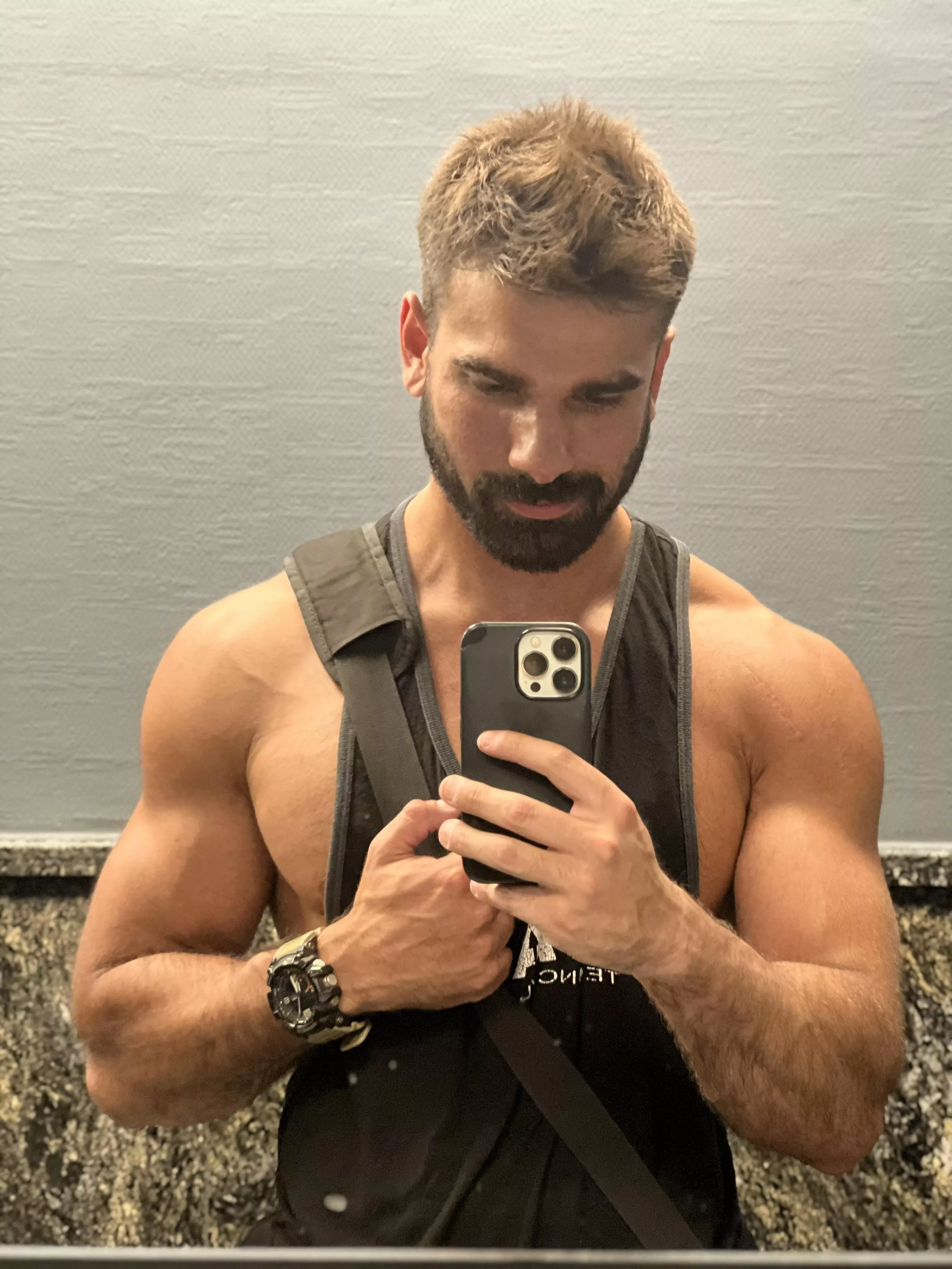 Today is arms day? 💪🏼