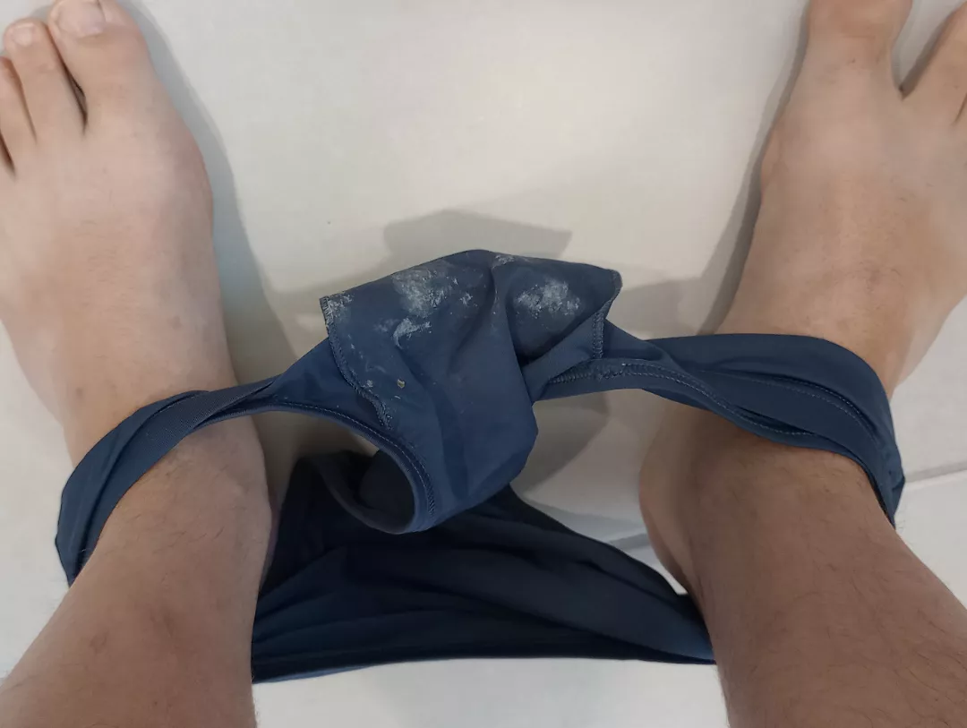 Trade briefs? [33, USA, uncut]