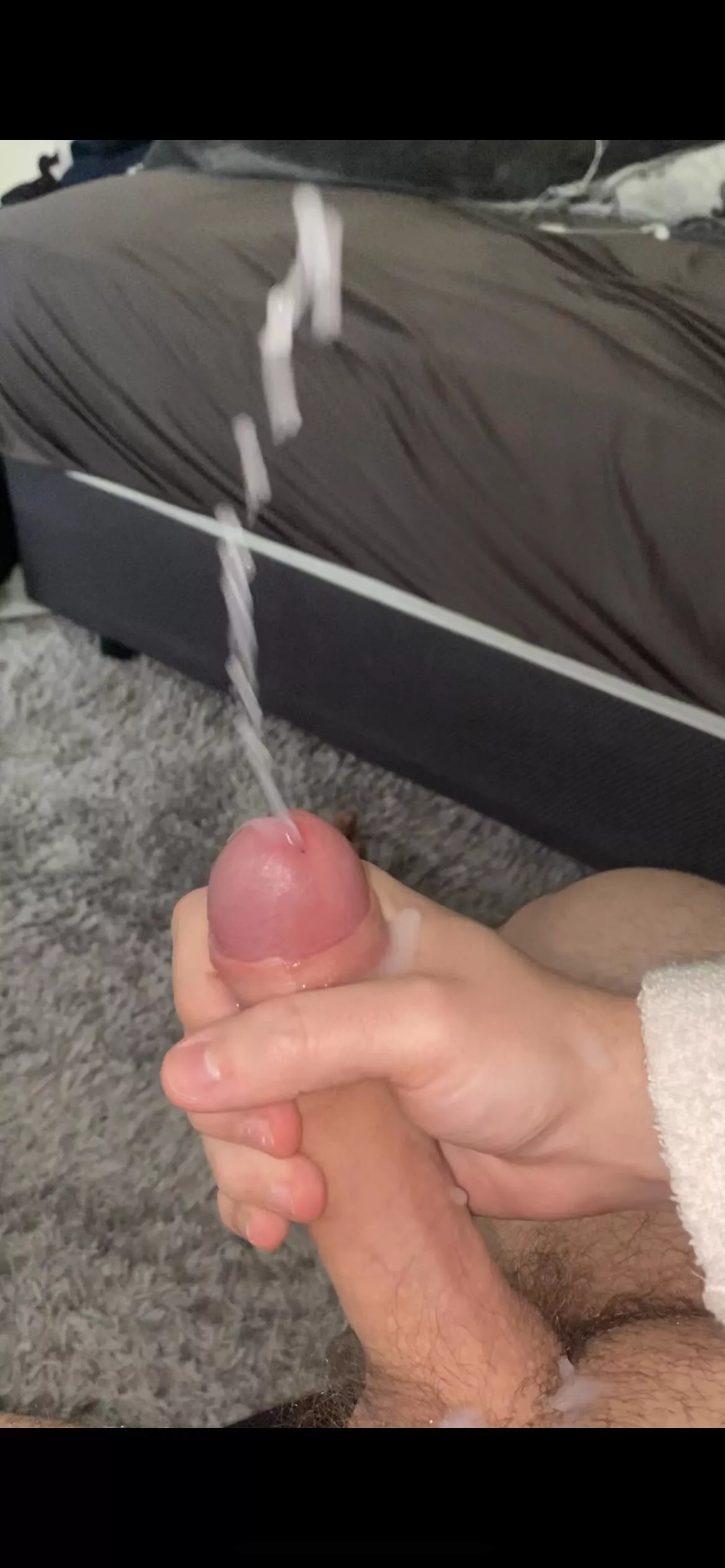 Wanna try 20yo’s cum😏?