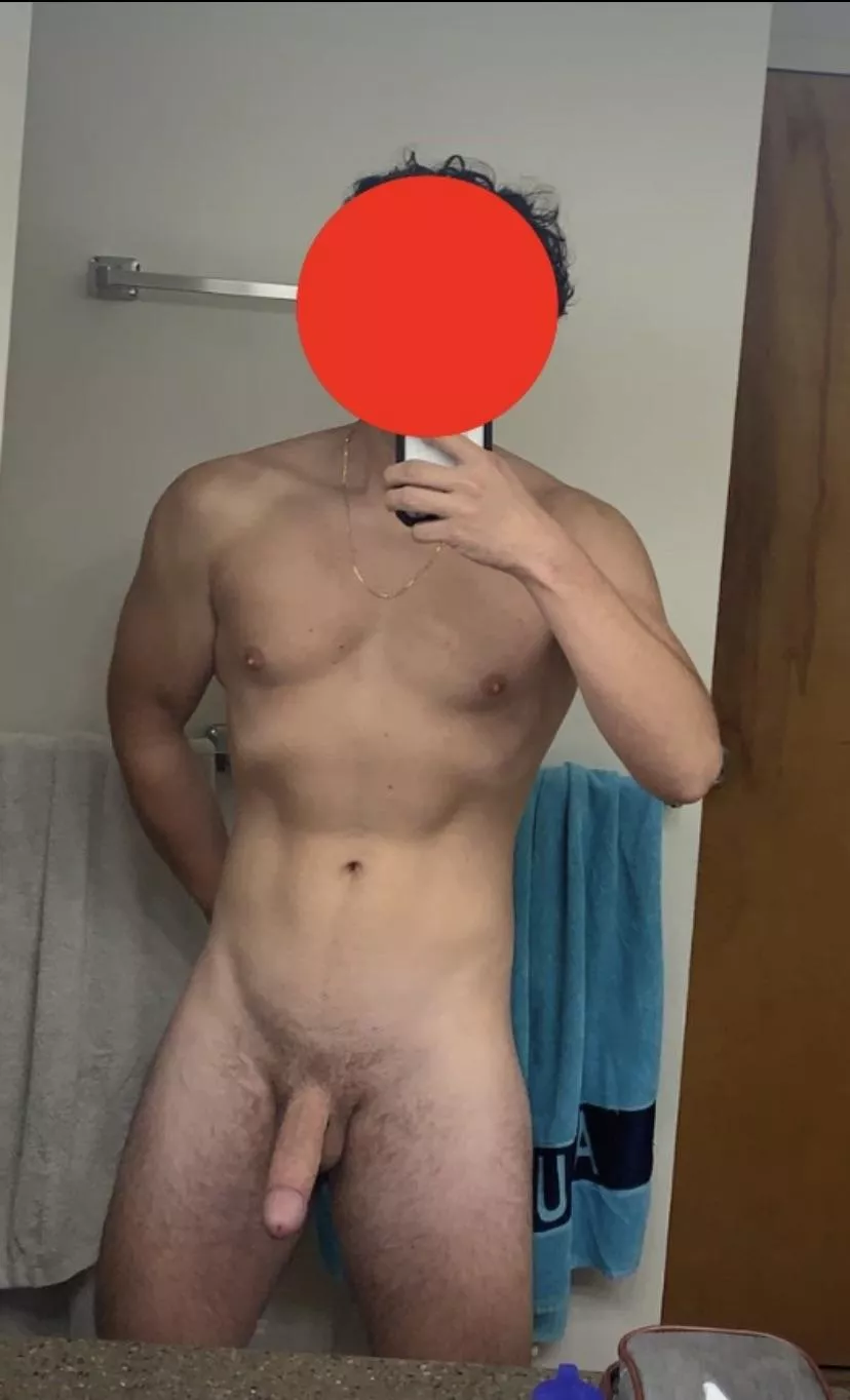 19 add me if similar age and want to cum on live j_maxwell321 send a pic first