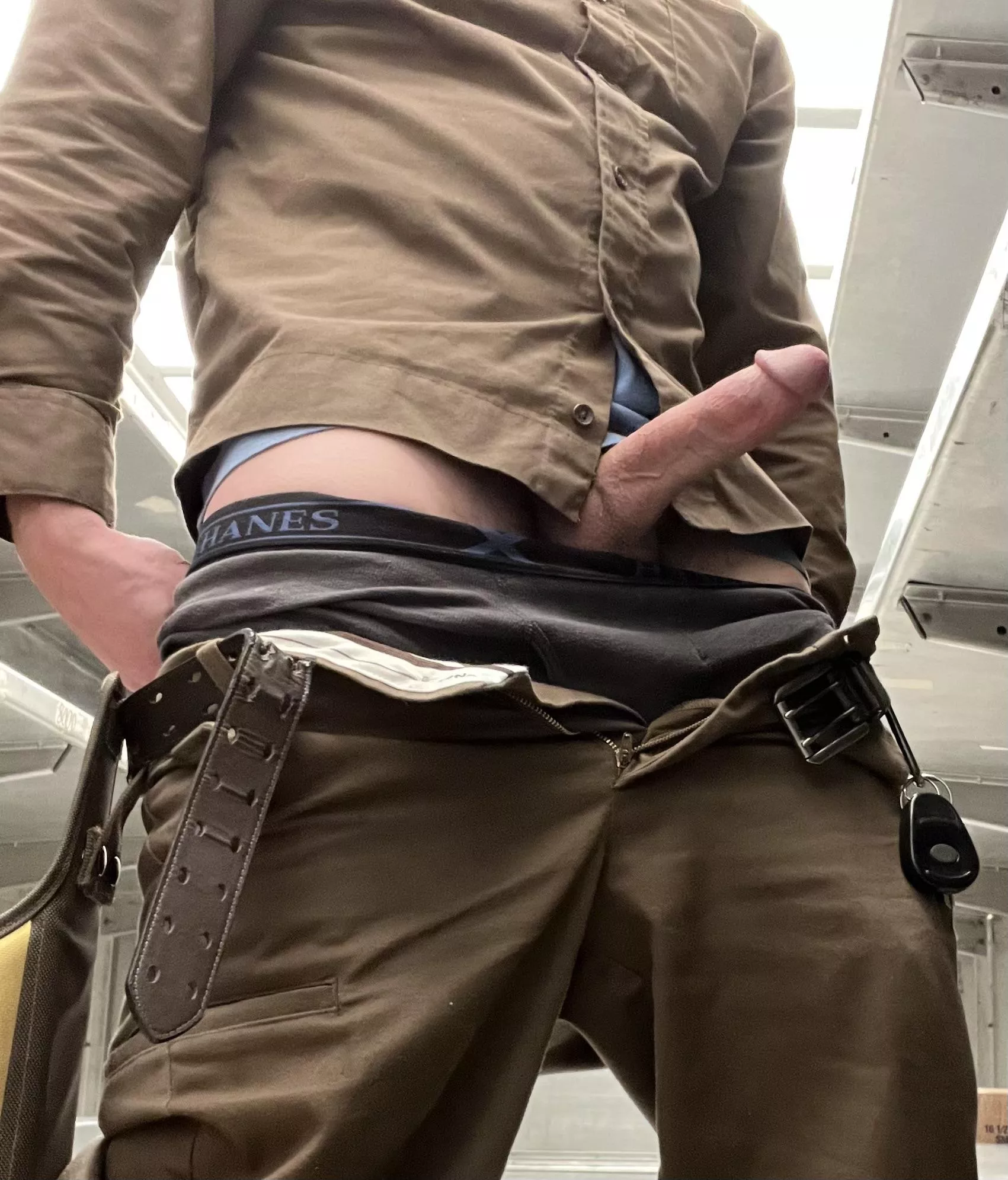 (40) Your package is out for delivery