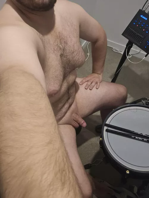Anyone else do all their hobbies naked as well?🥁