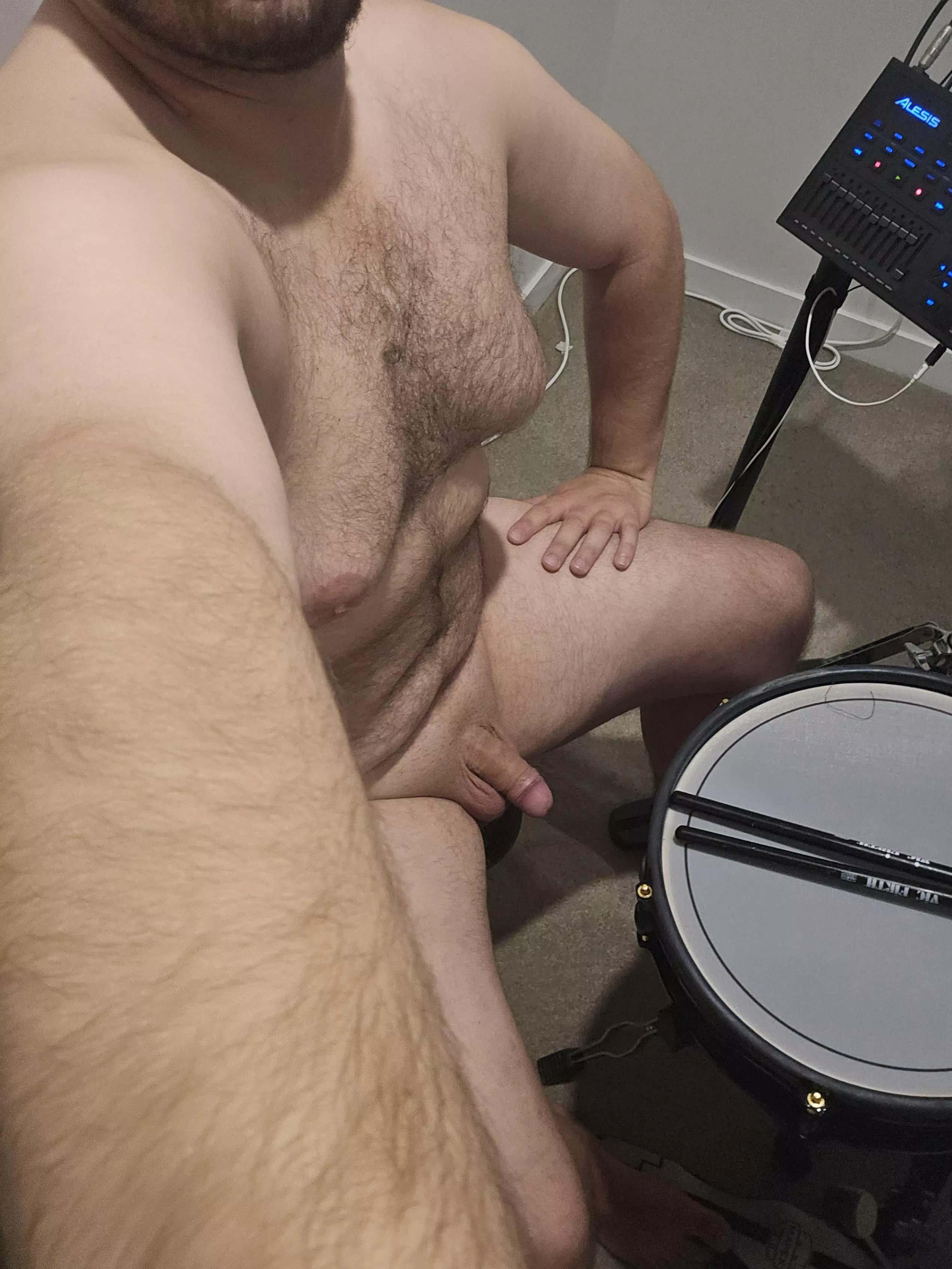 Anyone else do all their hobbies naked as well?🥁