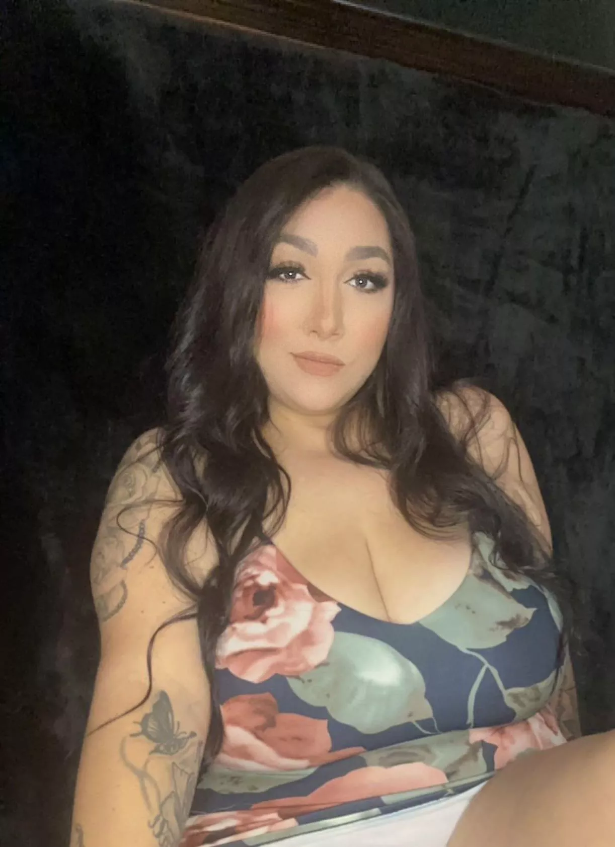 Can I send you selfies all day?