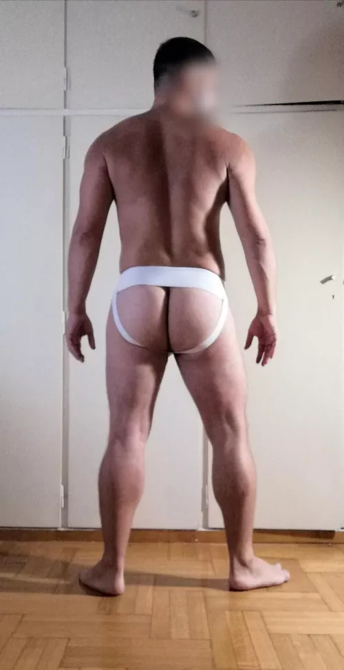 Can I squat on ur face?