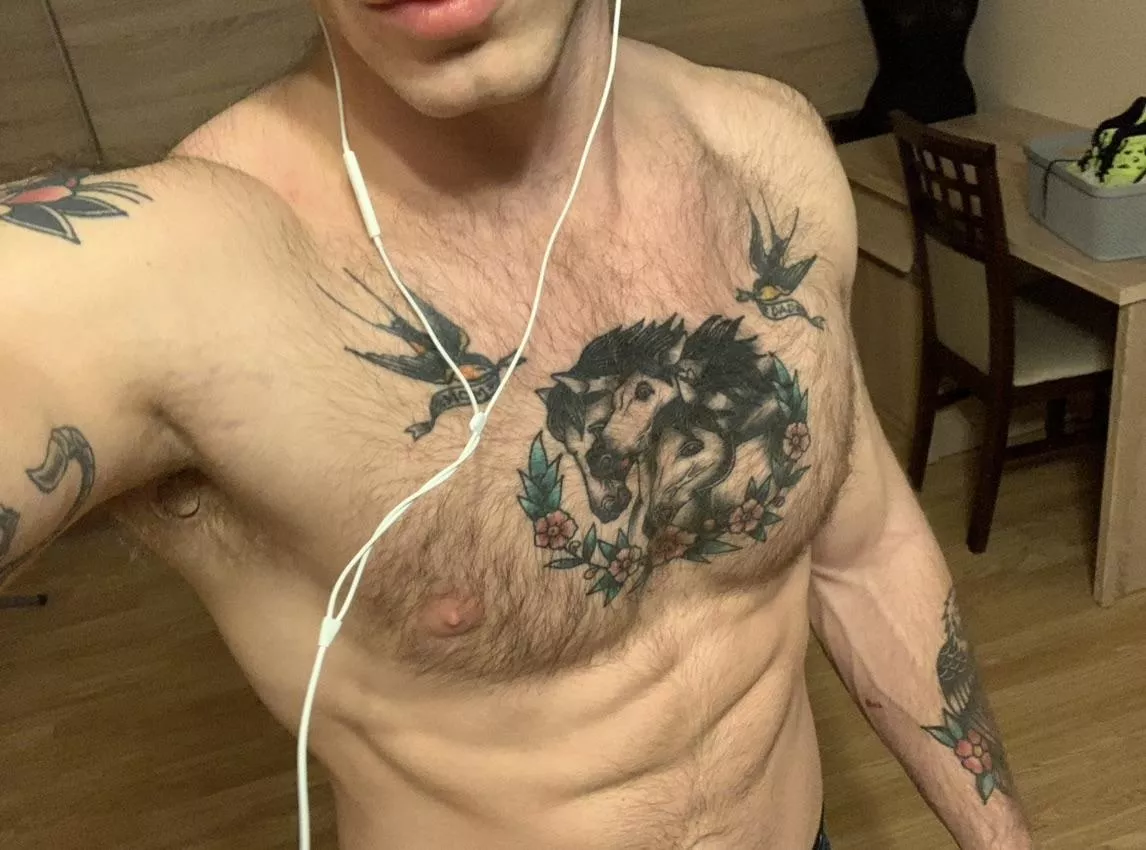 Cant see much if its light :/