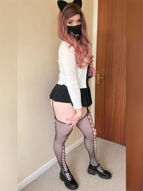 Do you like girls with a little extra downstairs 🤭