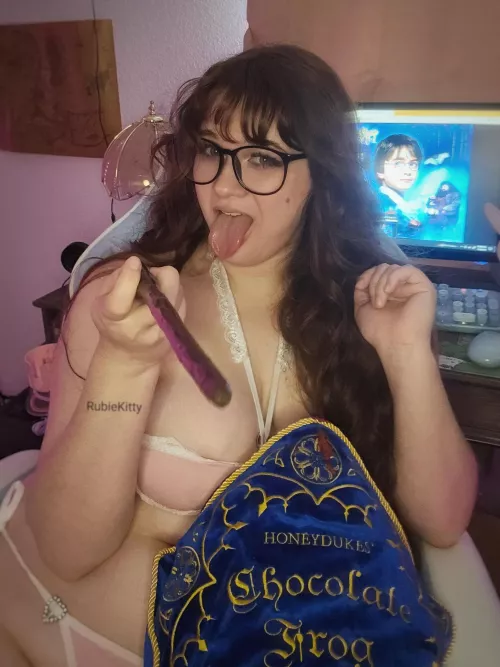 [F] Do I need to charm you for you to stay😜