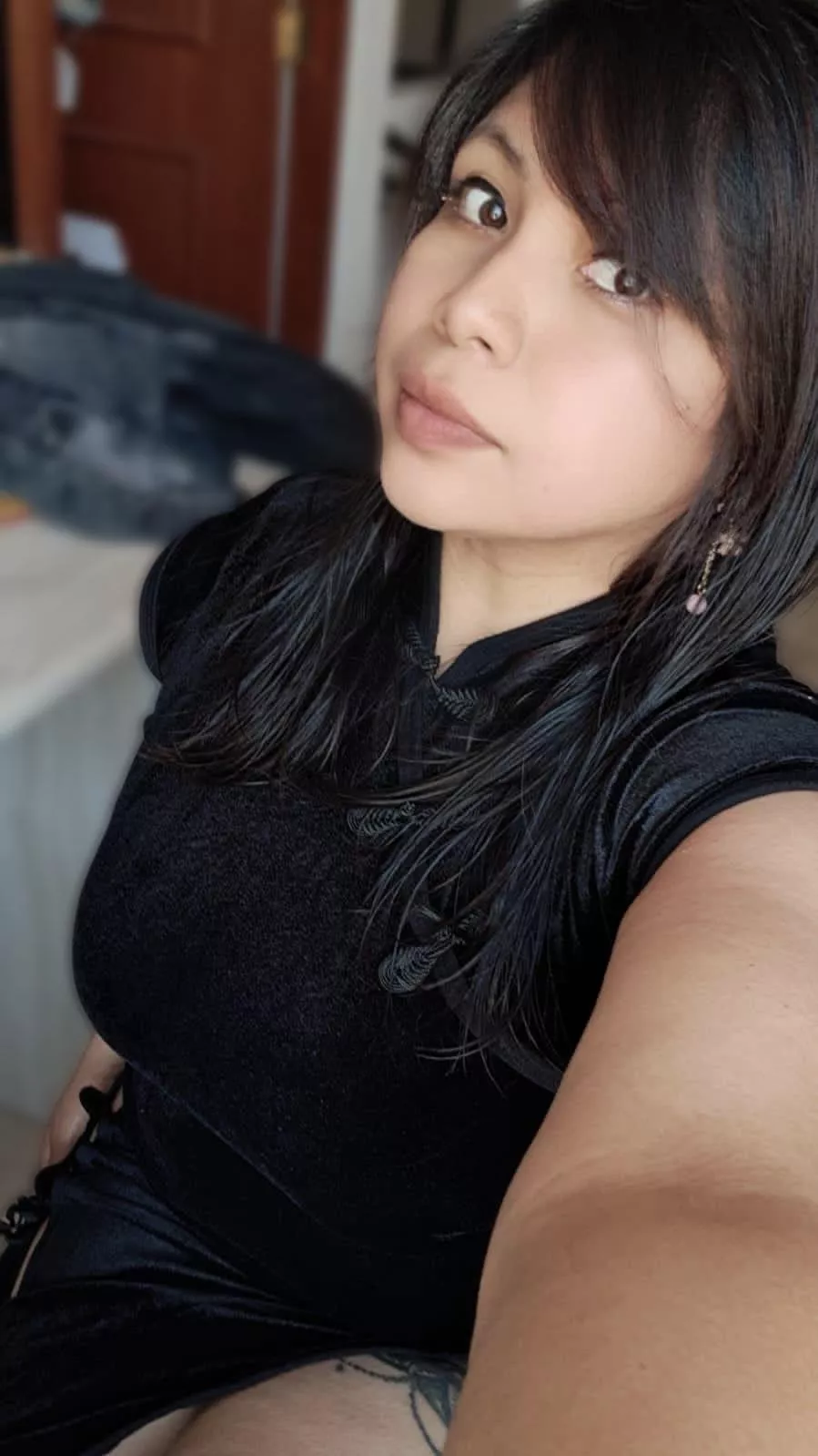 (F) just trying to look cute and sexy here