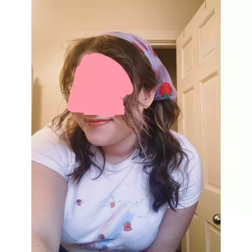 [F]eeling berry cute 🍓🍓🍓