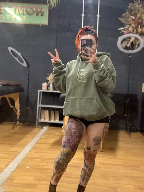 Got started on this new thigh piece yesterday!