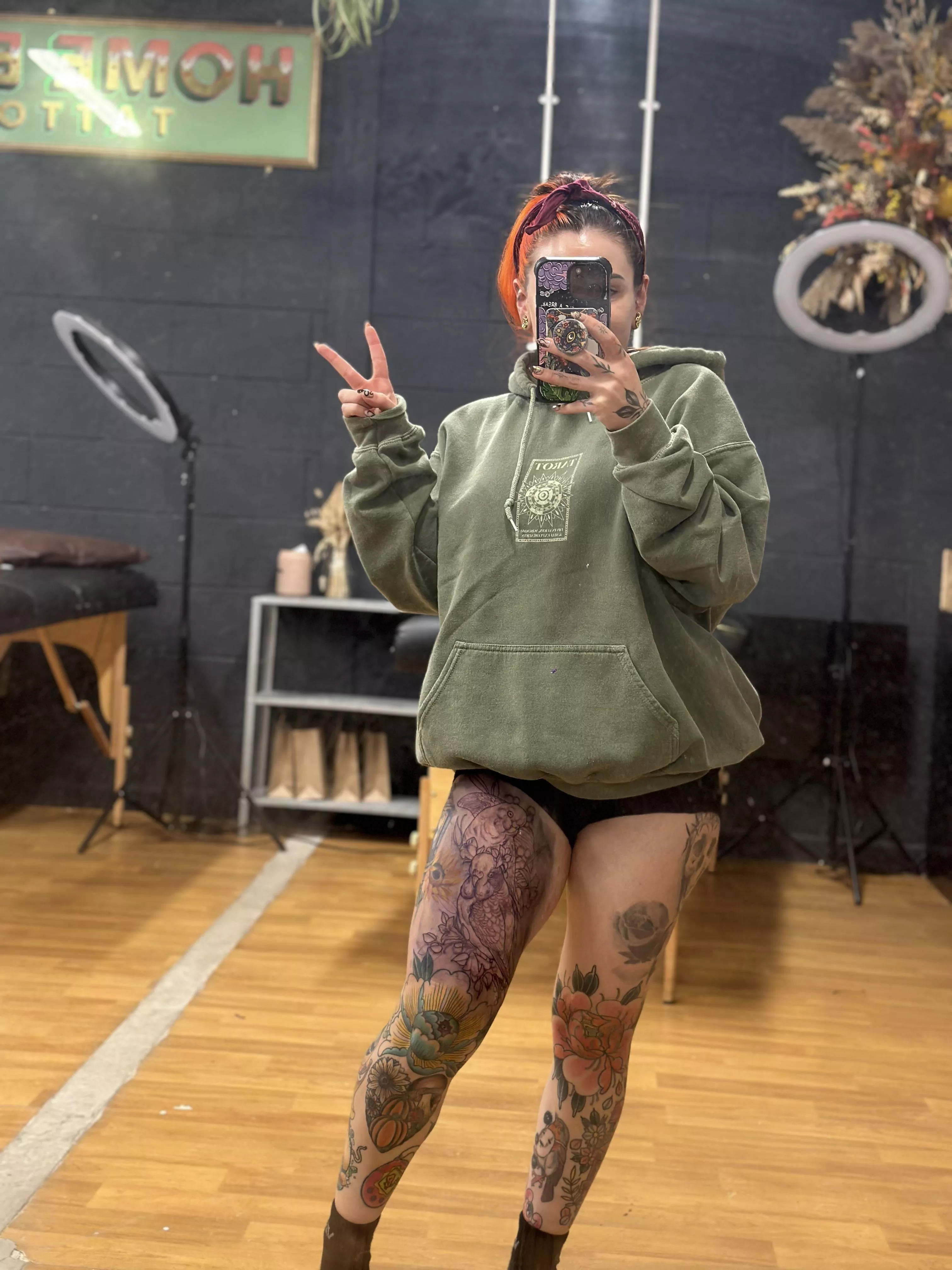 Got started on this new thigh piece yesterday!