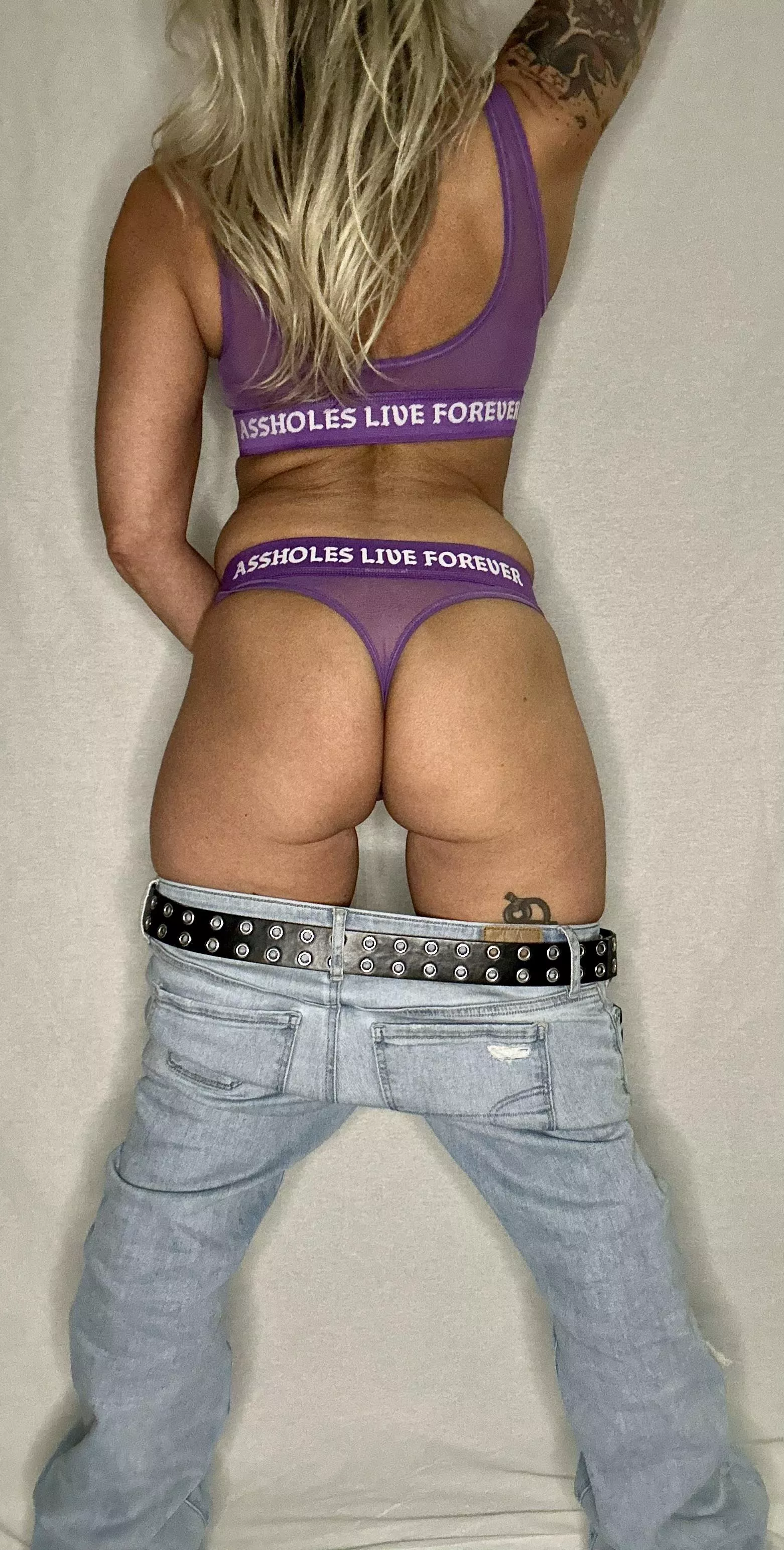 Happy Thong Thursday
