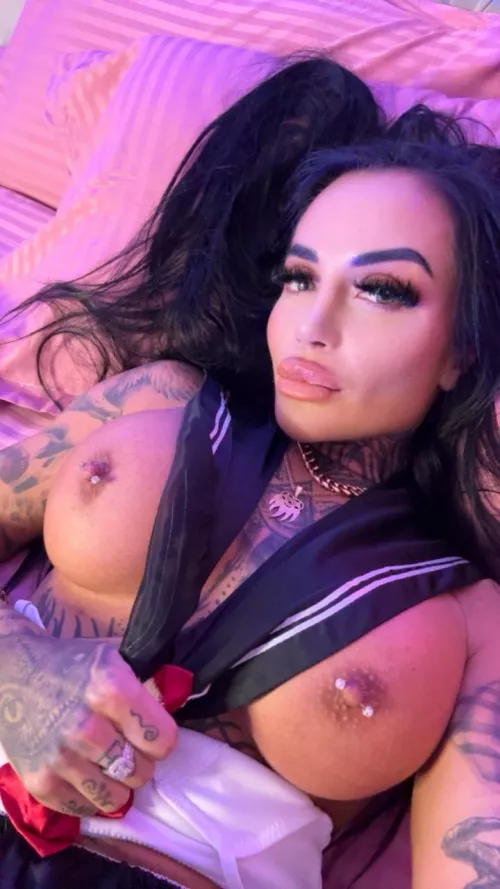 how much would u pay for a night with this bimbo doll?