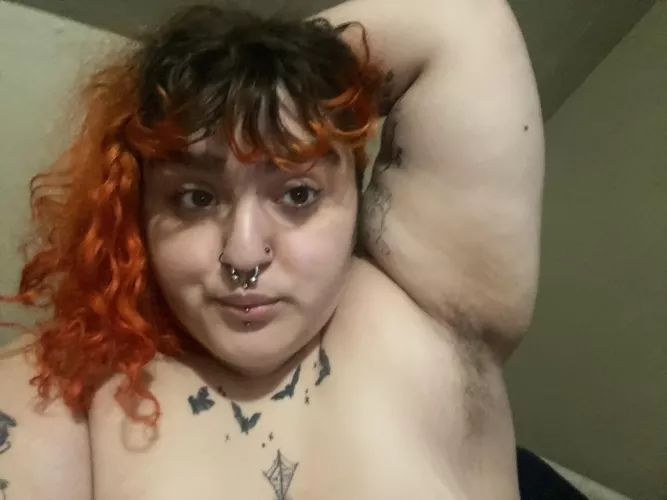 i wish i had more pit hair