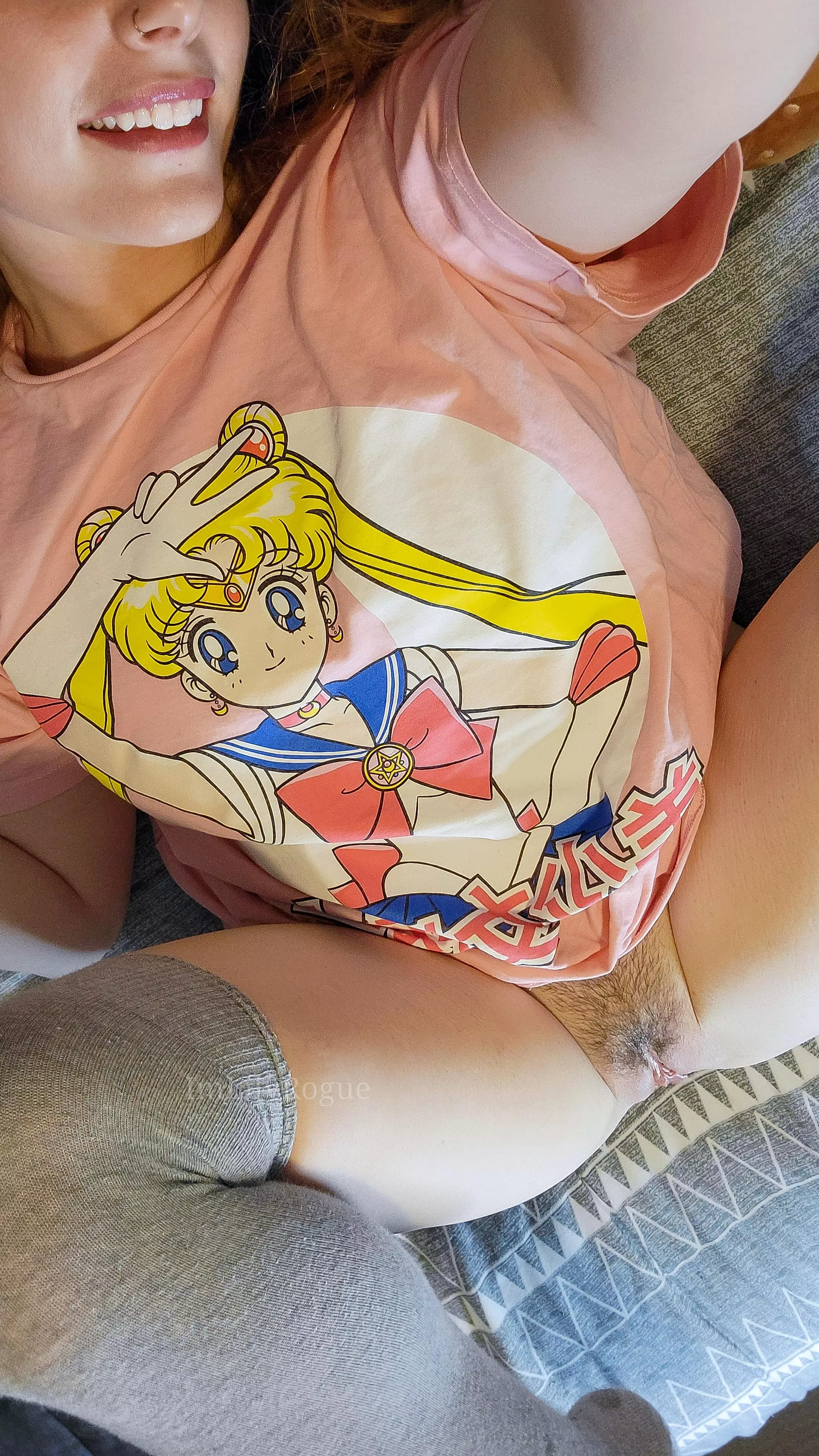 If this pic gets you hard, you owe me a creampie. I'm waiting.